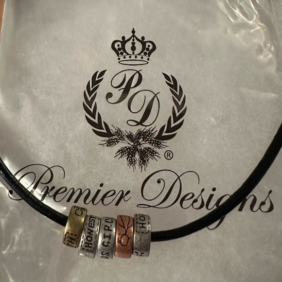 Premier Designs Jewelry - Premier 20121 Circle of Friends Necklace